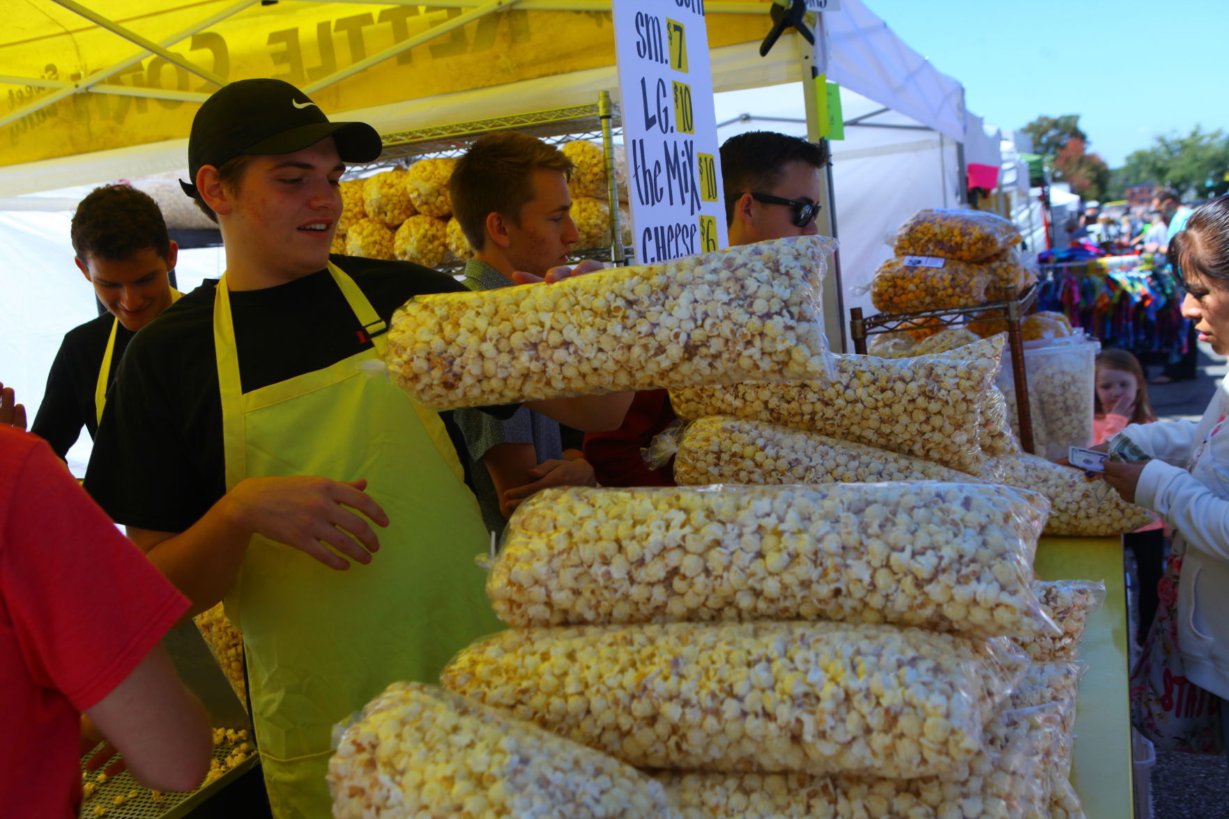 Popcorn Festival marches into Valparaiso